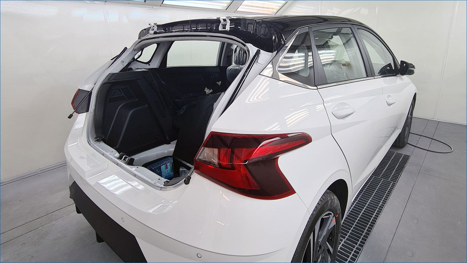 Hyundai & Kia Experts Παπαδάκης: Φανοποιείο Υψηλών Προδιαγραφών για Όλες τις Μάρκες Αυτοκινήτων